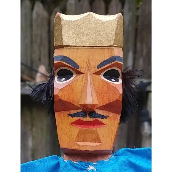 Vintage Carved Wood Duke Hand Puppet, Collectable German Folk Art - Picture 2 of 10